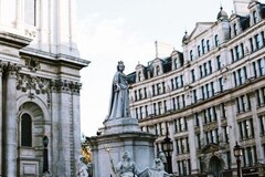 Create Listing: Old City of London Guided Walking Tour - Semi-Private (ENGLI